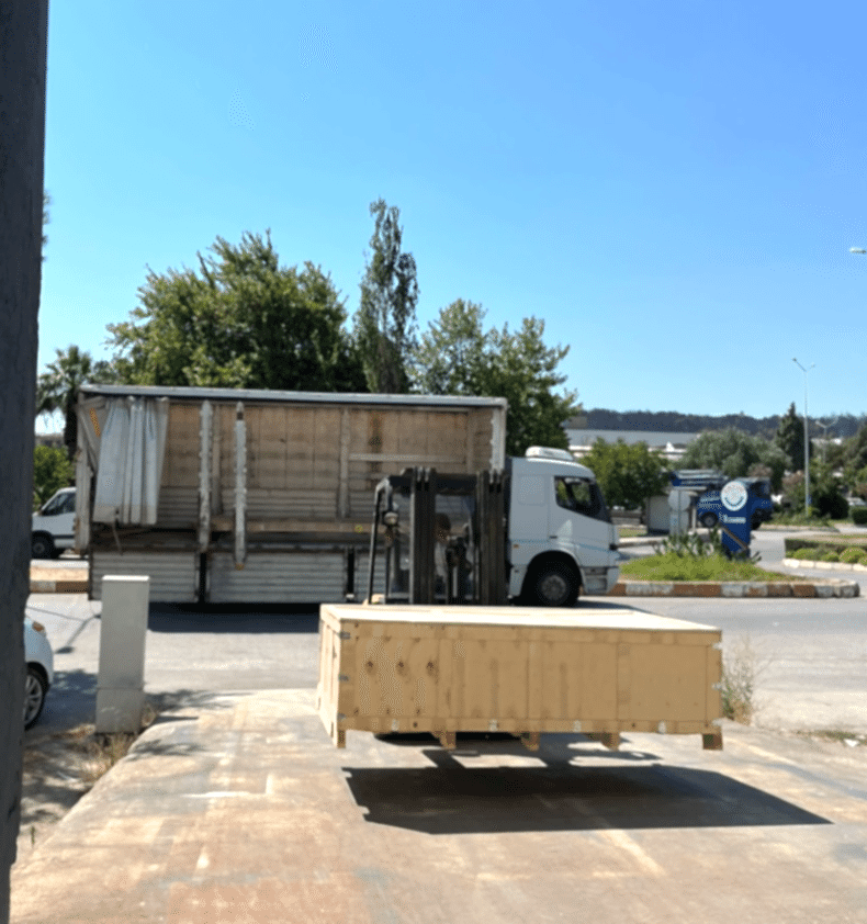 KÜTAHYA'YA ŞASE ÇEKTİRME MAKİNESİ SEVKİYATI