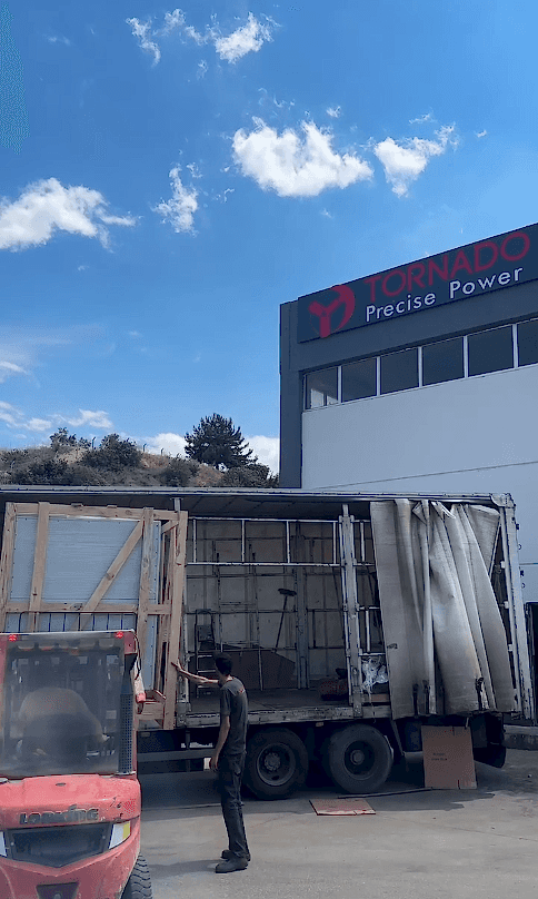 İSTANBUL BAHÇELİEVLER'E TOZ BOYA FIRINI SETİ SEVKİYATI